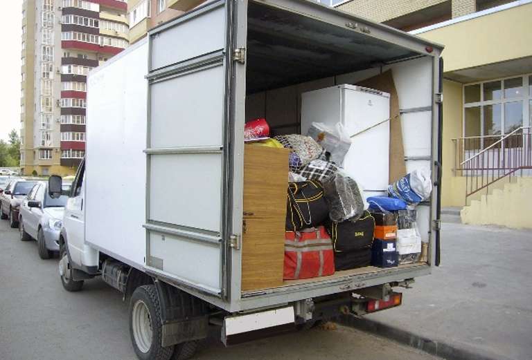 Заказать грузовую машину для квартирного переезда под ключ из Набережных Челнов в Санкт-Петербург
