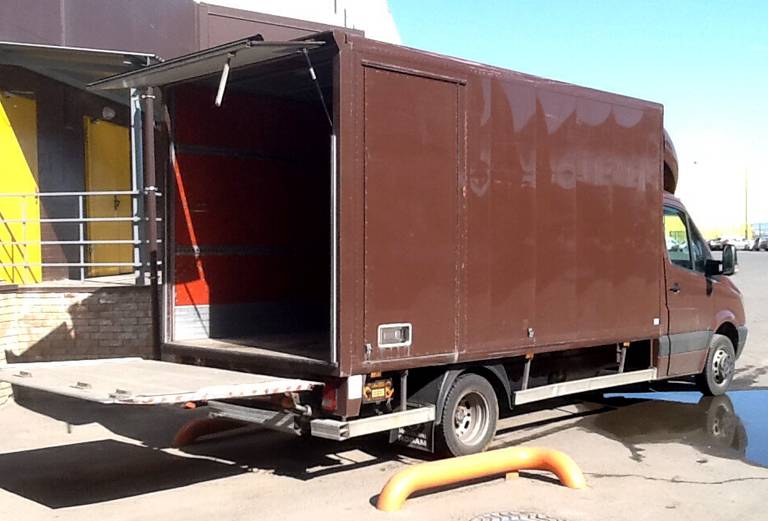 Заказать грузовой автомобиль для транспортировки мебели : Диван, Другие грузы из Казани в Махачкалу