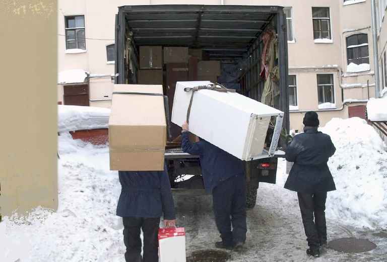 Автоперевозка коробок, мебели, бытовой техники частники попутно из Уруссу в Трошково