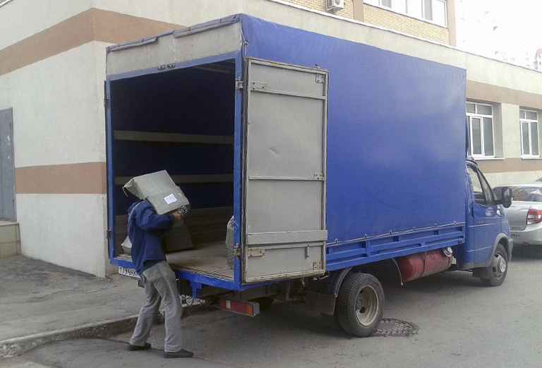 Заказ машины для перевозки груза из Дзержинска в Чапаевска