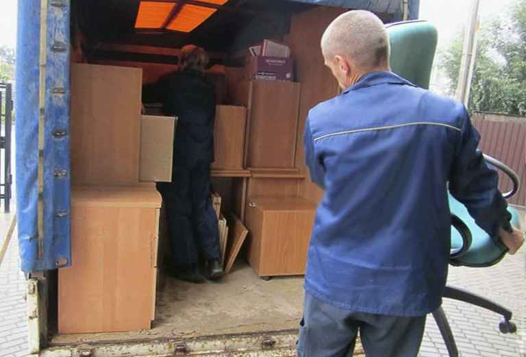 Заказ отдельной машины для перевозки личныx вещей : Мебель Икеа из Краснодара в Симферополя